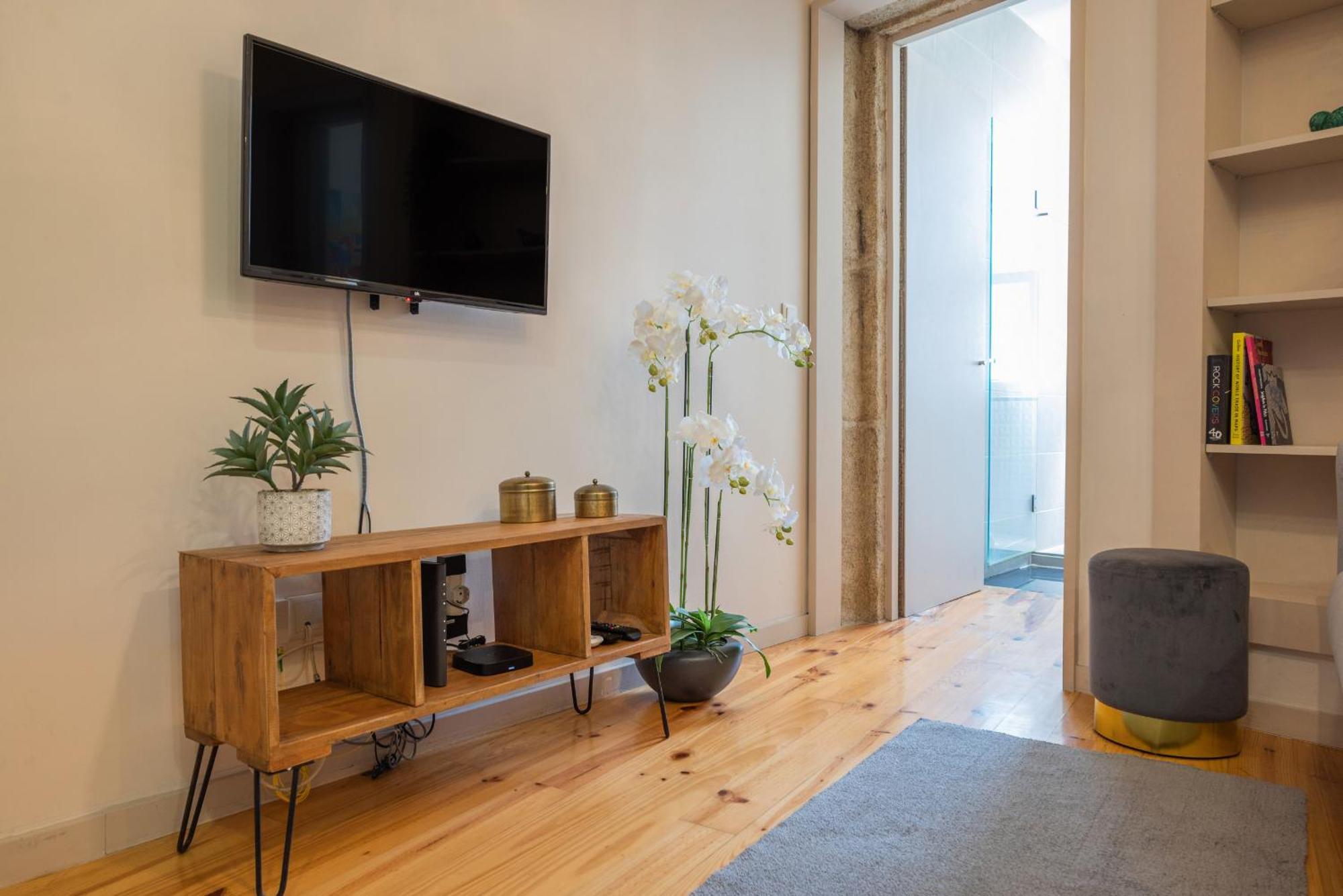 Lovely Charm House Downtown Porto Near Metro With Ac エクステリア 写真