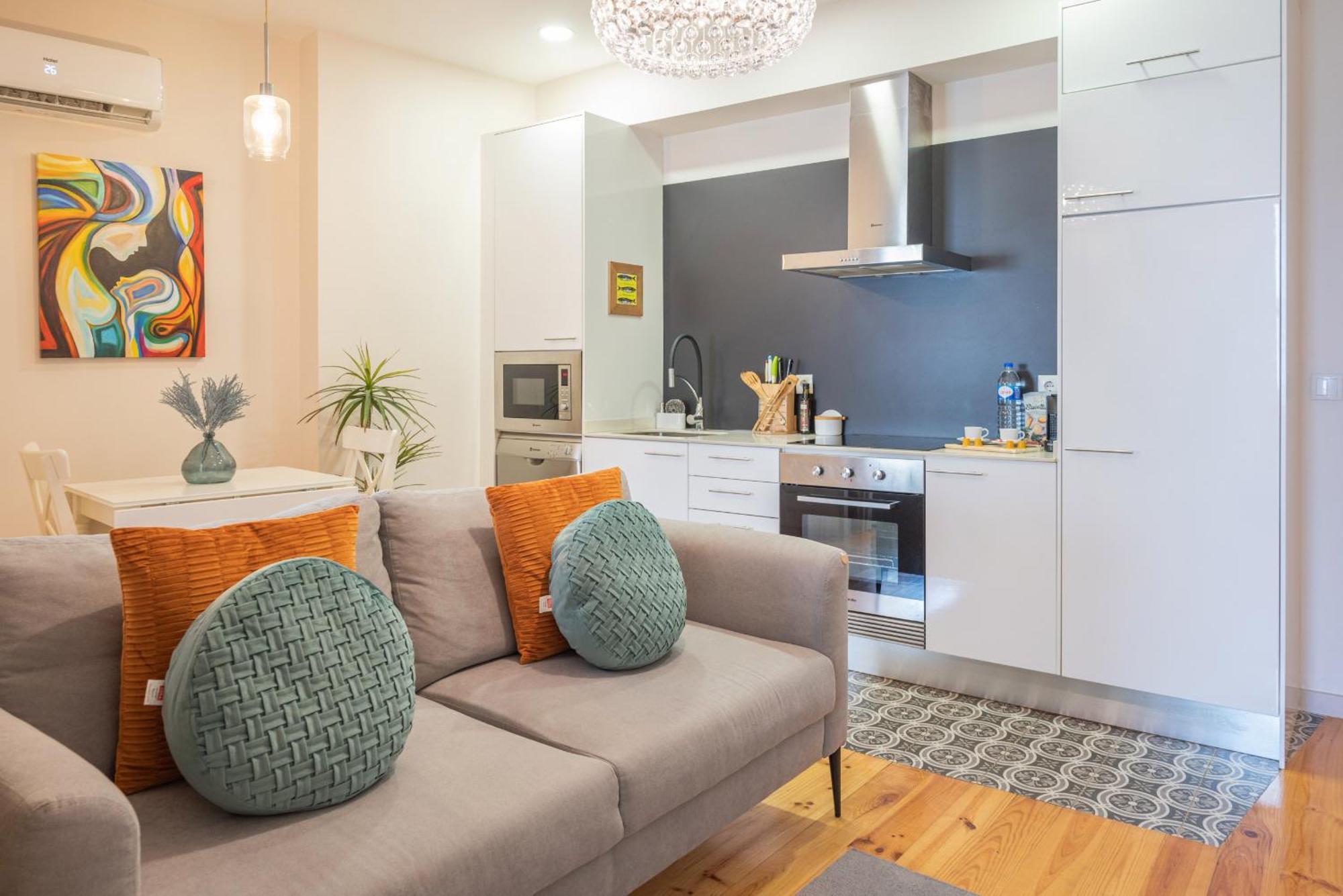 Lovely Charm House Downtown Porto Near Metro With Ac エクステリア 写真